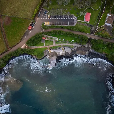 Xhale Azores 4*