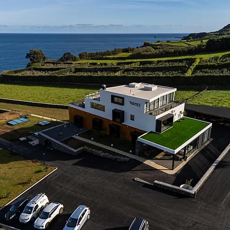 Xhale Azores Отель Ангра-ду-Эроижму