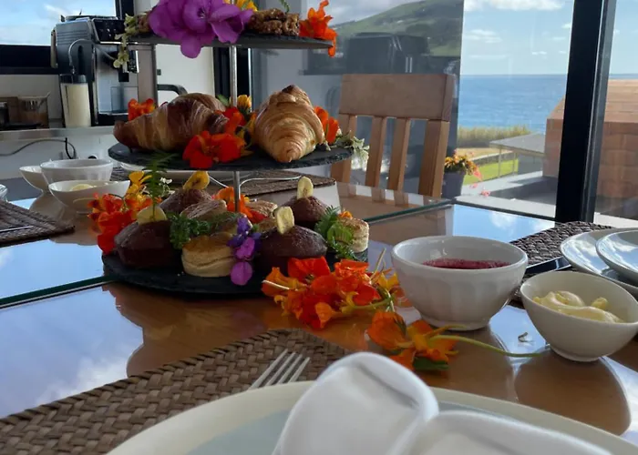 Xhale Azores فندق