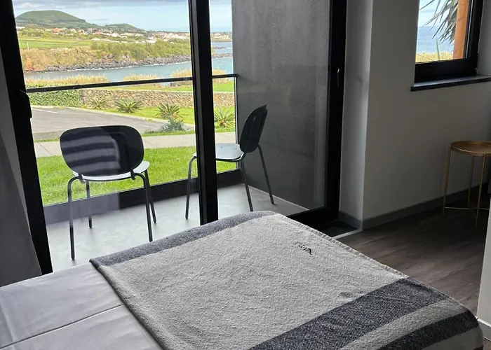 Xhale Azores فندق 4*